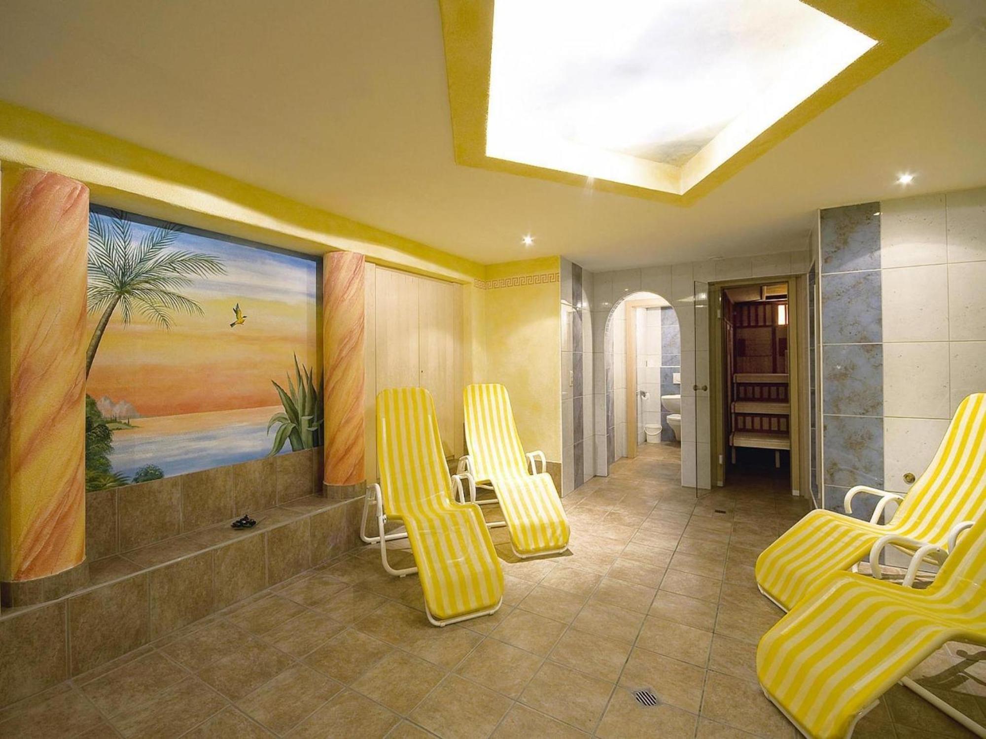 Flat With Sep Entrance On Ground Floor In Neustift Apartment Neustift im Stubaital Bagian luar foto